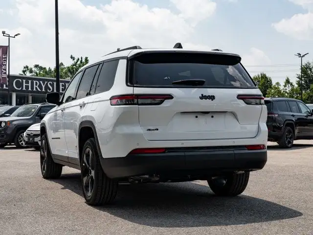 2025 Jeep Grand Cherokee L Altitude dans Autos et camions dans Barrie - Image 6