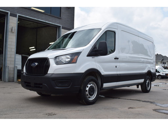 2021 Ford Transit Cargo Van T-250 148 Med Rf 9070 GVWR RWD in Cars & Trucks in Laval / North Shore - Image 2