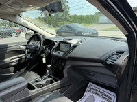 This 2017 Ford Escape SE AWD is a sleek and reliable SUV that's ready for your next adventure. With... (image 7)