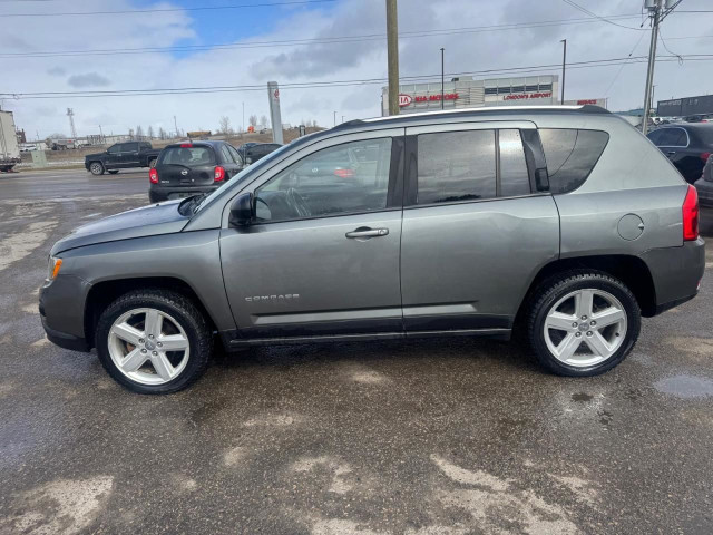 2013 Jeep Compass AS IS, Limited, RUNS GOOD, AWD in Cars & Trucks in London - Image 2