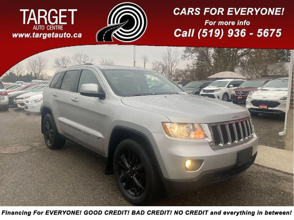 2012 Jeep Grand Cherokee Loaded; Leather, Pano Roof, BackUp Cam