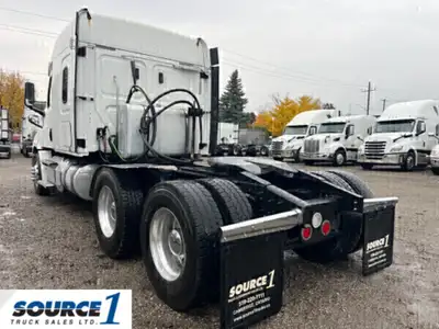 6-2020 Freightliner Cascadia Heavy Haul tractors 70'' Midrise Sleepers 225'' Wheelbase X15 Cummins 5...