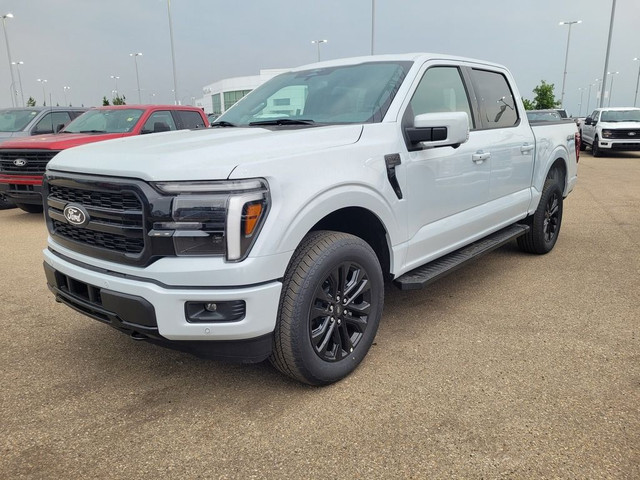2025 Ford F-150 LARIAT 4WD SuperCrew 6.5' Box in Cars & Trucks in Strathcona County