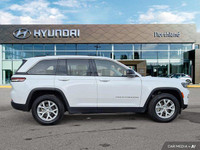 Command the road in this 2023 Jeep Grand Cherokee Limited, boasting a luxurious Capri leather interi... (image 5)