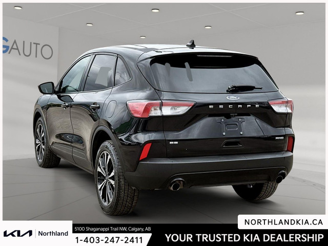 2021 Ford Escape SE in Cars & Trucks in Calgary - Image 2