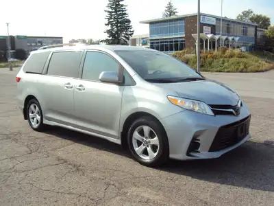 $240 BI WEEKLY 2019 Toyota Sienna LE 7 Passenger. Fully loaded, power everything, heated seats, Blue...