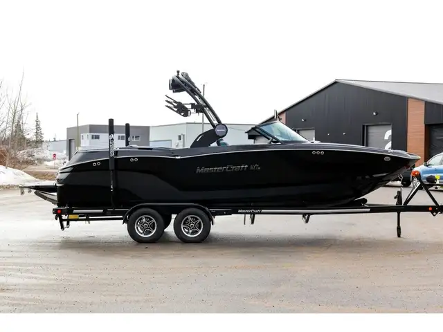 2025 Mastercraft NXT 23 in Powerboats & Motorboats in Québec City - Image 6