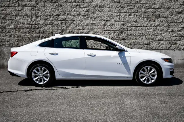 2023 Chevrolet Malibu LT • HEATED SEATS • SIRIUSXM • CP/AA in Cars & Trucks in Kingston - Image 3