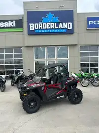 2015 Polaris Industries RZR 900 EPS TRAIL SUNSET RED EPS Trail