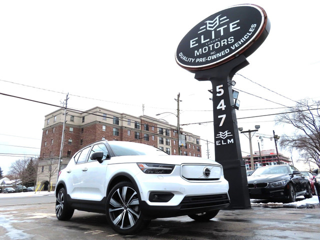 2022 Volvo XC40 Recharge Pure Electric P8 eAWD Plus - ELECTRIC - in Cars & Trucks in Oakville / Halton Region