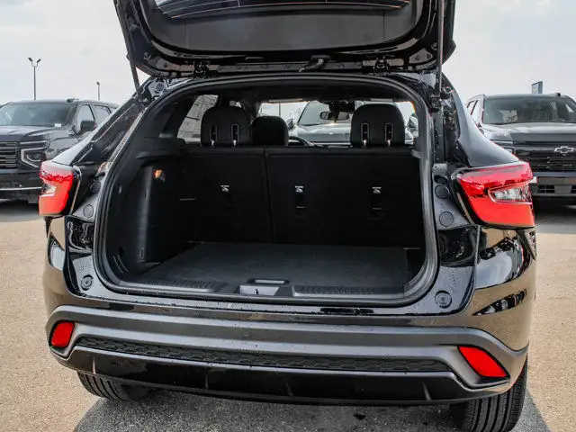 2025 Chevrolet Trax 1RS in Cars & Trucks in Edmonton - Image 10