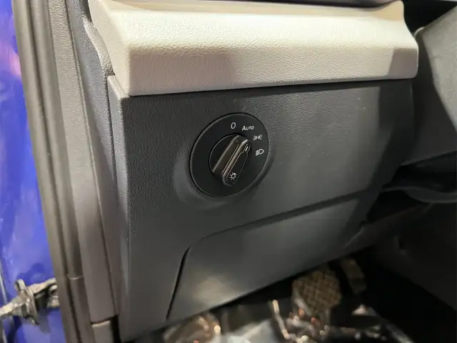 2022 Volkswagen Taos in Cars & Trucks in Ottawa - Image 13