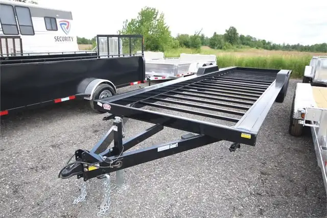 ACTION SERIES 83" X 28'  TINY HOME 14K TRAILER..GREAT DEAL!!! in Cargo & Utility Trailers in London - Image 3