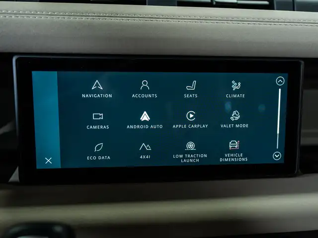 2023 Land Rover Defender 110 SE/PANO/360 CAM/MERIDIAN/CARPLAY/CL in Cars & Trucks in Mississauga / Peel Region - Image 38