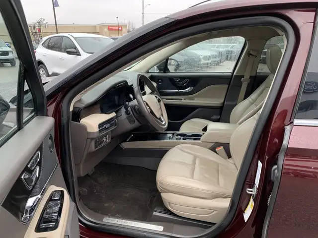 2021 Lincoln Corsair Reserve - Roof/Premium Audio/Elements Pack  dans Autos et camions dans Région des lacs Kawartha - Image 10