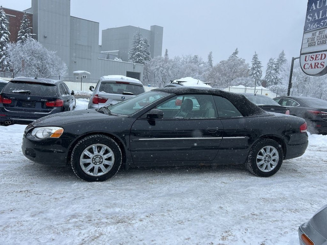2004 Chrysler Sebring Limited in Cars & Trucks in Calgary - Image 3