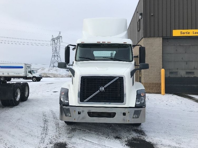 2018 Volvo VNL64300 in Heavy Trucks in City of Montréal - Image 2