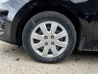 This Kia Rio 5-door delivers a Regular Unleaded I-4 1.6 L/98 engine powering this Variable transmiss... (image 9)