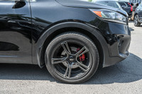 Engine: Moteur V6 3.3L L/100Km City: 12.5 L/100Km Hwy: 9.7 (image 6)