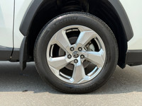 ONE OWNER NO ACCIDENT --- SUPERB AUTO/ Located at 19 Vanley Crescent, North York, Ontario. All Carfa... (image 9)