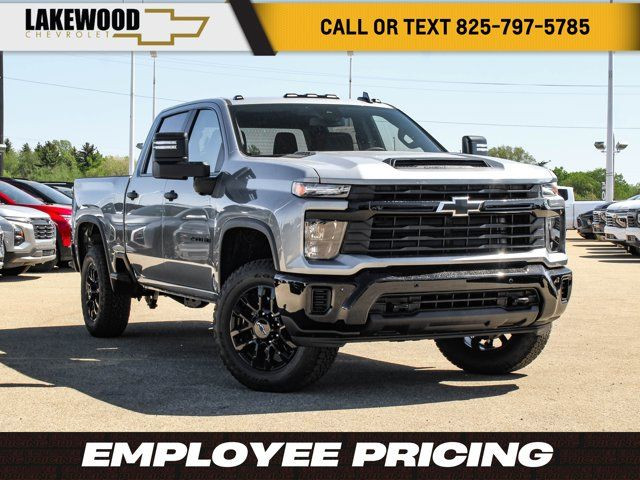 2025 Chevrolet Silverado 2500HD Custom in Cars & Trucks in Edmonton