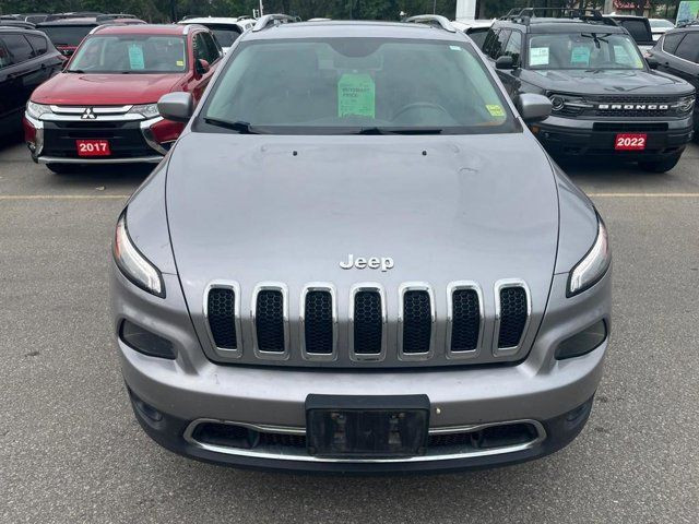 2017 Jeep Cherokee Limited |Clean Carfax | Full Service History in Cars & Trucks in London - Image 2
