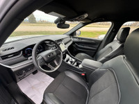 2024 Jeep Grand Cherokee Altitude 4WD. Silver Zynith Pentastar 3.6L V6 VVT 8-Speed Automatic 4WD Odo... (image 8)