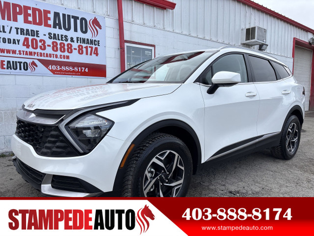 2023 Kia Sportage LX | AWD | HEATED SEATS | FUEL EFFICIENT in Cars & Trucks in Calgary