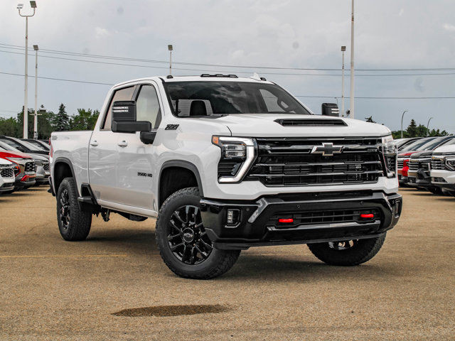 2025 Chevrolet Silverado 3500HD LTZ in Cars & Trucks in Edmonton - Image 2