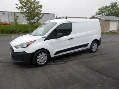 2020 Ford Transit Connect Cargo Van 4 cyl, auto, pw, pl, air, radio, 194,000km Back up camera, new M...