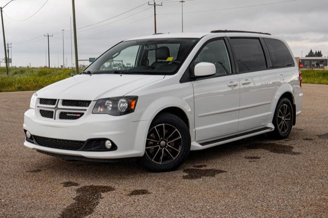 2016 Dodge Grand Caravan R/T LEATHER STOW AND GO LOW PRICE in Cars & Trucks in Strathcona County