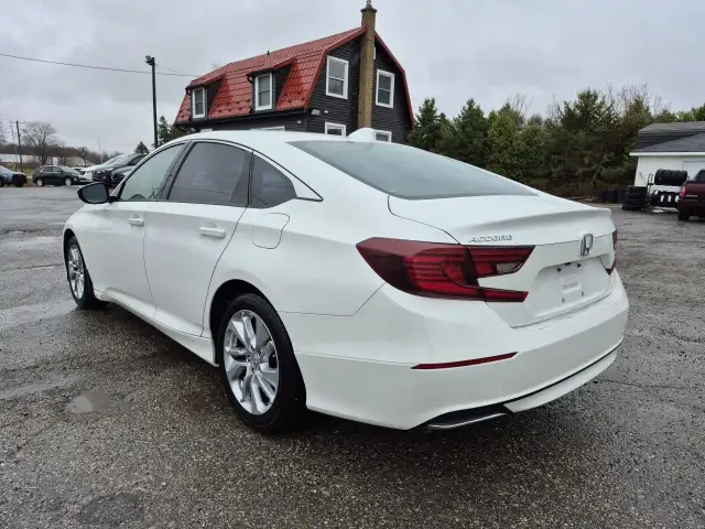 2018 Honda Accord LX Certified/Clean in Cars & Trucks in London - Image 6