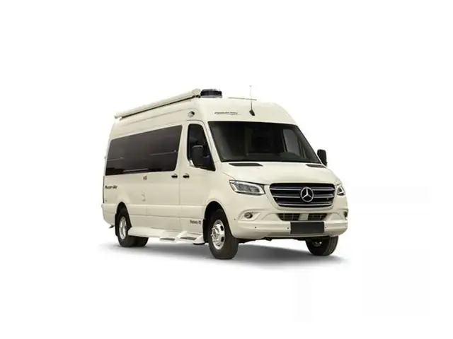 2025 Pleasure-Way Plateau FL in RVs & Motorhomes in Kelowna - Image 33