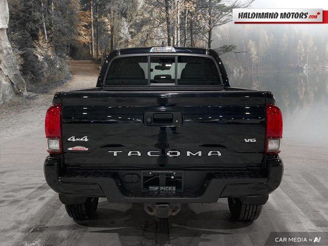 2019 Toyota Tacoma SR5 in Cars & Trucks in Hamilton - Image 4