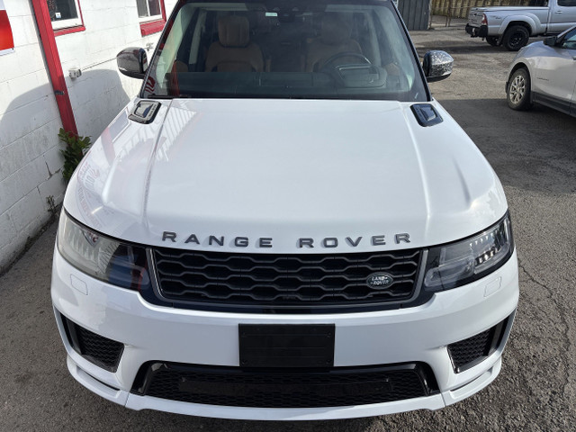 2020 Land Rover Range Rover Sport V8 Supercharged HSE Dynamic 5. in Cars & Trucks in Calgary - Image 2