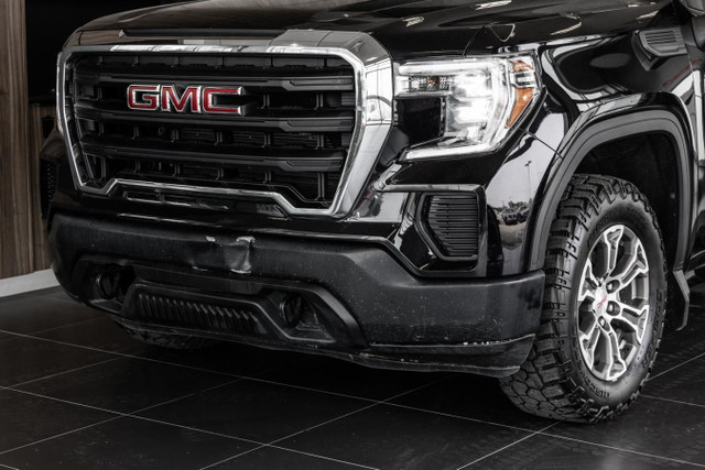 2019 GMC Sierra 1500 Crew Cab Short Box 4-Wheel Drive à vendre in Cars & Trucks in Laval / North Shore - Image 4