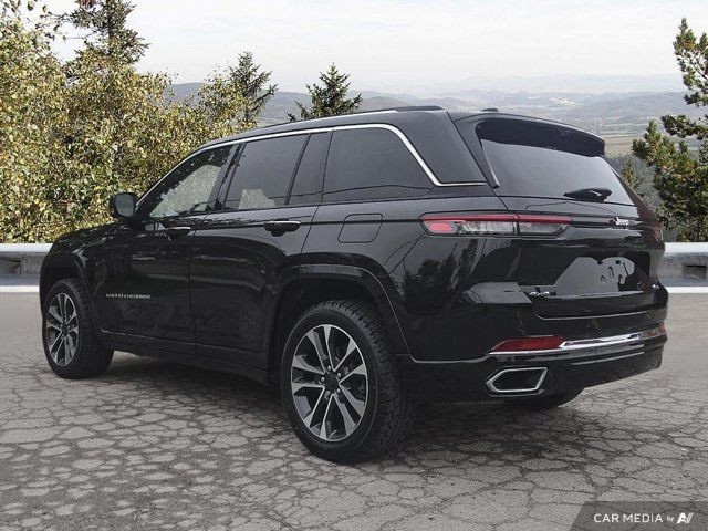 2023 Jeep Grand Cherokee Overland in Cars & Trucks in Moncton - Image 4