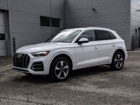 This Audi Q5 boasts a Intercooled Turbo Gas/Electric I-4 2.0 L/121 engine powering this Automatic tr... (image 1)
