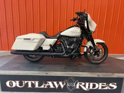 This beautiful White Sand pearl Street Glide ST is in amazing condition! It is mostly stock other th...