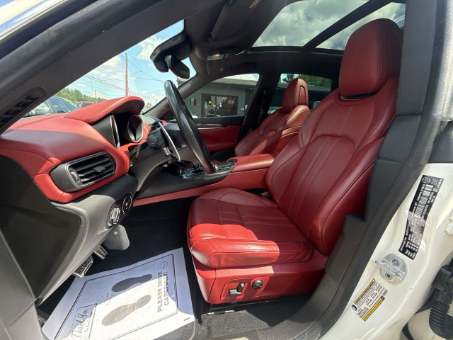 2018 Maserati Levante S GranSport WHITE ON RED! BLACK ALLOYS!... in Cars & Trucks in Sudbury - Image 3