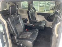 Gorgeous Dodge Grand Caravan 2015. SXT Premium plus . No accidents, One owner ,Leather seats, Backup... (image 9)