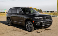 This Jeep Grand Cherokee has a dependable Regular Unleaded V-6 3.6 L/220 engine powering this Automa... (image 5)