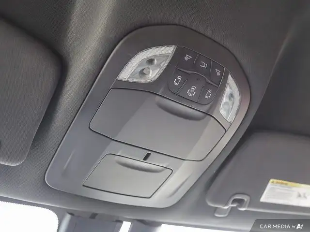 2018 Chrysler Pacifica Touring-L Plus | Apple CarPlay | Leather in Cars & Trucks in London - Image 26