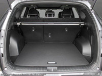 This Hyundai Tucson has a strong Regular Unleaded I-4 2.5 L/152 engine powering this Automatic trans... (image 6)
