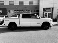 This Ram 1500 has a powerful Gas/Electric V-8 5.7 L/345 engine powering this Automatic transmission.... (image 1)