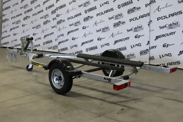 2024 Maxi-Roule REMORQUE POUR MOTOMARINE WC1500 (JET MASTER 1500 in Cargo & Utility Trailers in Ottawa - Image 4