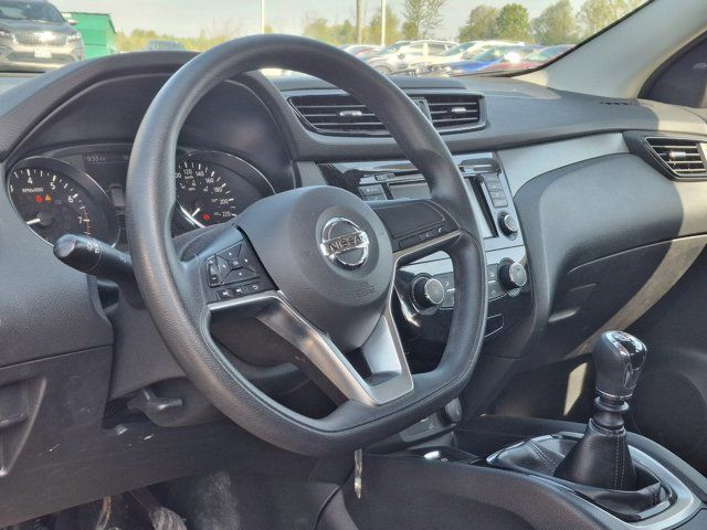 2019 Nissan Qashqai S| Manual Transmission | Apple CarPlay in Cars & Trucks in Guelph - Image 2