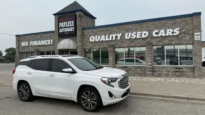2019 GMC Terrain - In white - Touch screen - 360 backup camera - Apple Car Play - Android Auto - Hea...