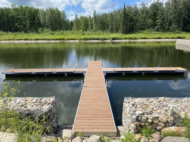 2025 Paradise Woodgrain Floating Dock in Powerboats & Motorboats in Edmonton