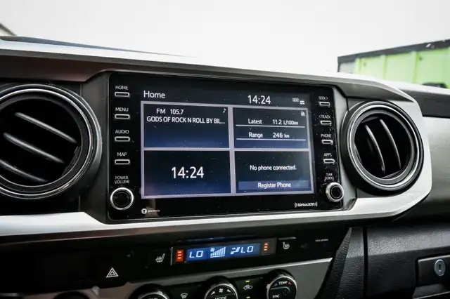 2022 Toyota Tacoma SR5 • SIDE STEPS • HEATED SEATS • CP/AA in Cars & Trucks in Kingston - Image 21